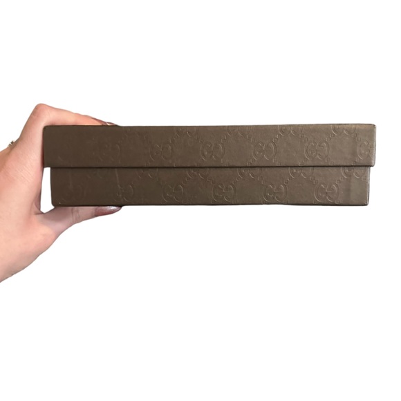 GUCCI EUC LONG WALLET BOX ONLY 8.1 L x 5 W x 2 H - Picture 6 of 7